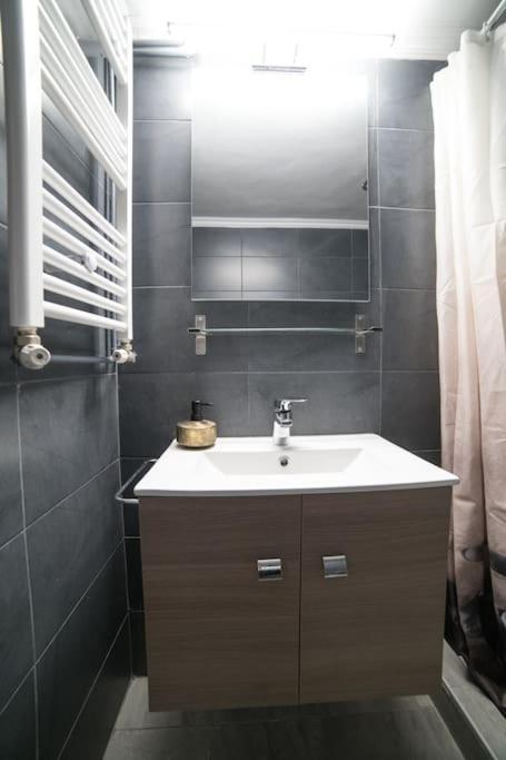 Markopoulosapartments